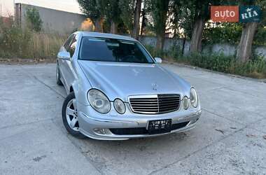 Седан Mercedes-Benz E-Class 2002 в 