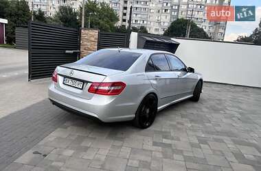 Седан Mercedes-Benz E-Class 2009 в 