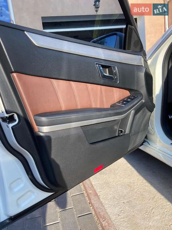 Універсал Mercedes-Benz E-Class 2010 в Южному