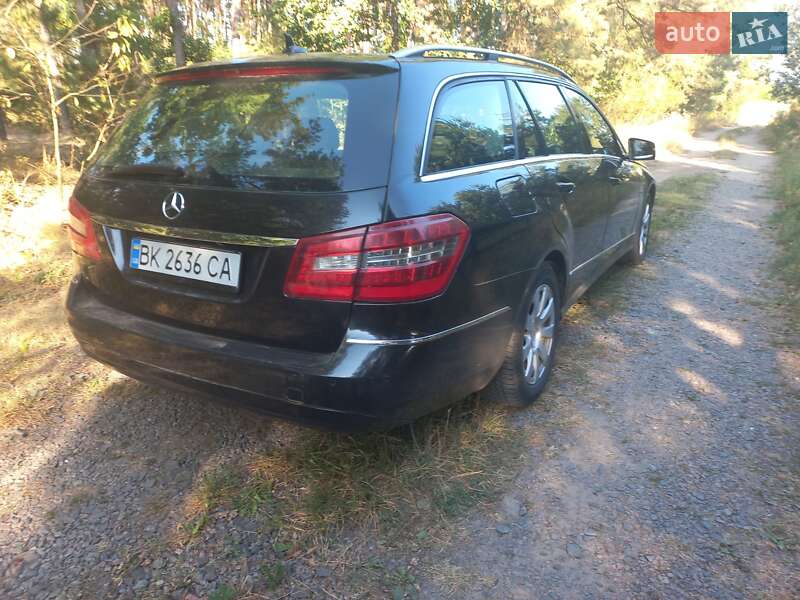 Универсал Mercedes-Benz E-Class 2010 в Луцке