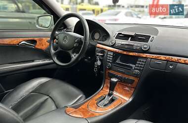 Седан Mercedes-Benz E-Class 2008 в 