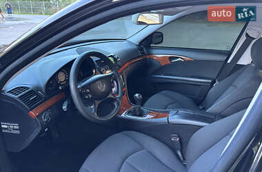 Седан Mercedes-Benz E-Class 2008 в 