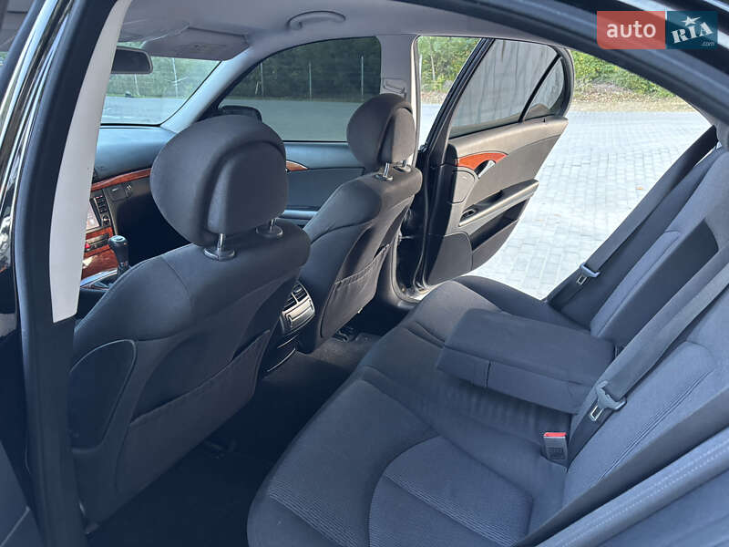 Седан Mercedes-Benz E-Class 2008 в Ивано-Франковске