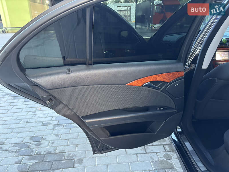 Седан Mercedes-Benz E-Class 2008 в Ивано-Франковске