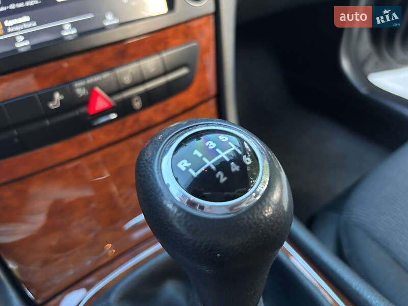 Седан Mercedes-Benz E-Class 2008 в Ивано-Франковске