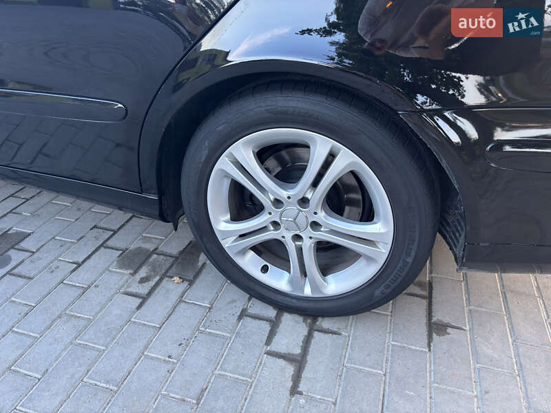 Седан Mercedes-Benz E-Class 2008 в Ивано-Франковске
