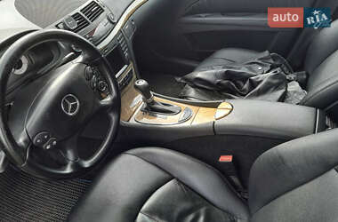 Седан Mercedes-Benz E-Class 2009 в 