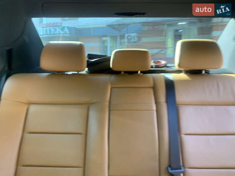 Седан Mercedes-Benz E-Class 2010 в Киеве фото 7 Седан Mercedes-Benz E-Class 2010 в Киеве