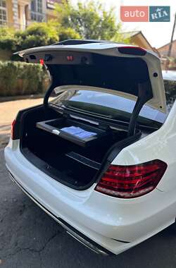 Седан Mercedes-Benz E-Class 2015 в 