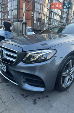 Универсал Mercedes-Benz E-Class 2017 в 