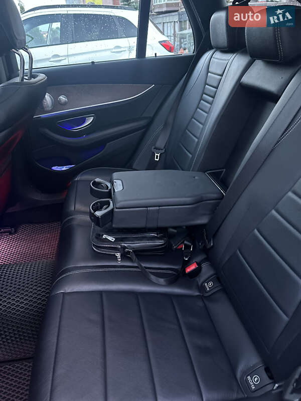 Універсал Mercedes-Benz E-Class 2017 в Львові