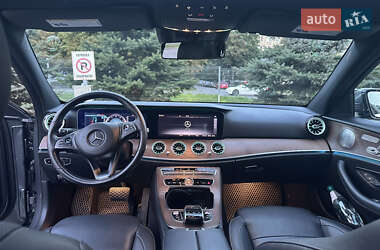 Универсал Mercedes-Benz E-Class 2017 в 