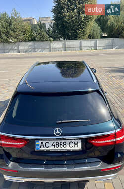 Универсал Mercedes-Benz E-Class 2017 в 