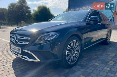 Универсал Mercedes-Benz E-Class 2017 в 