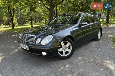 Седан Mercedes-Benz E-Class 2004 в 