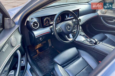 Седан Mercedes-Benz E-Class 2016 в 