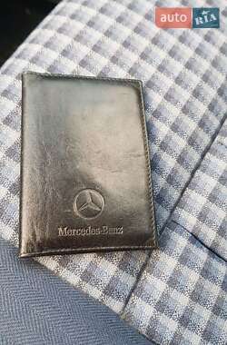 Седан Mercedes-Benz E-Class 1995 в 