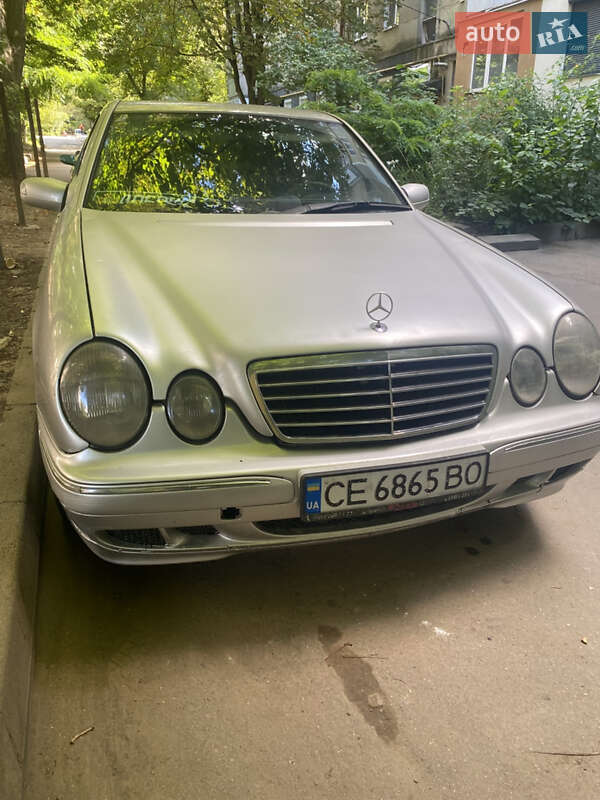 Седан Mercedes-Benz E-Class 1999 в Черновцах
