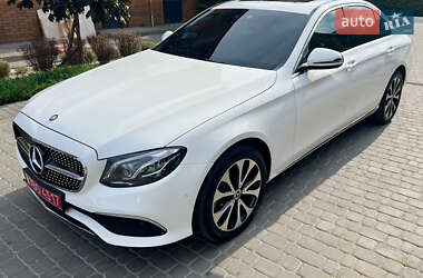 Седан Mercedes-Benz E-Class 2018 в 