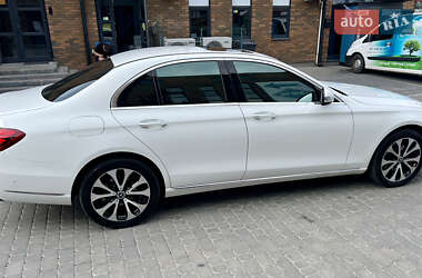 Седан Mercedes-Benz E-Class 2018 в 