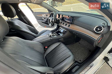 Седан Mercedes-Benz E-Class 2018 в 