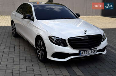 Седан Mercedes-Benz E-Class 2018 в 