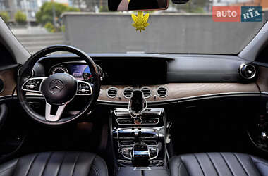 Седан Mercedes-Benz E-Class 2018 в 