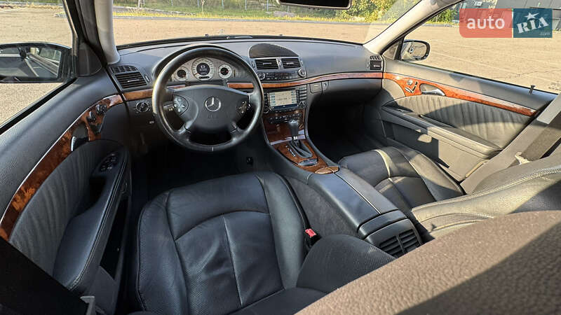 Седан Mercedes-Benz E-Class 2004 в Киеве фото 25 Седан Mercedes-Benz E-Class 2004 в Киеве