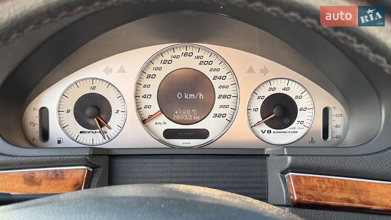 Седан Mercedes-Benz E-Class 2004 в Киеве
