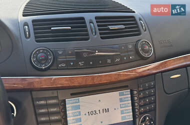 Седан Mercedes-Benz E-Class 2004 в Києві