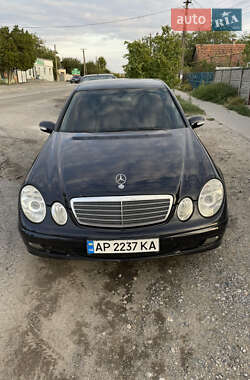 Седан Mercedes-Benz E-Class 2005 в Запоріжжі