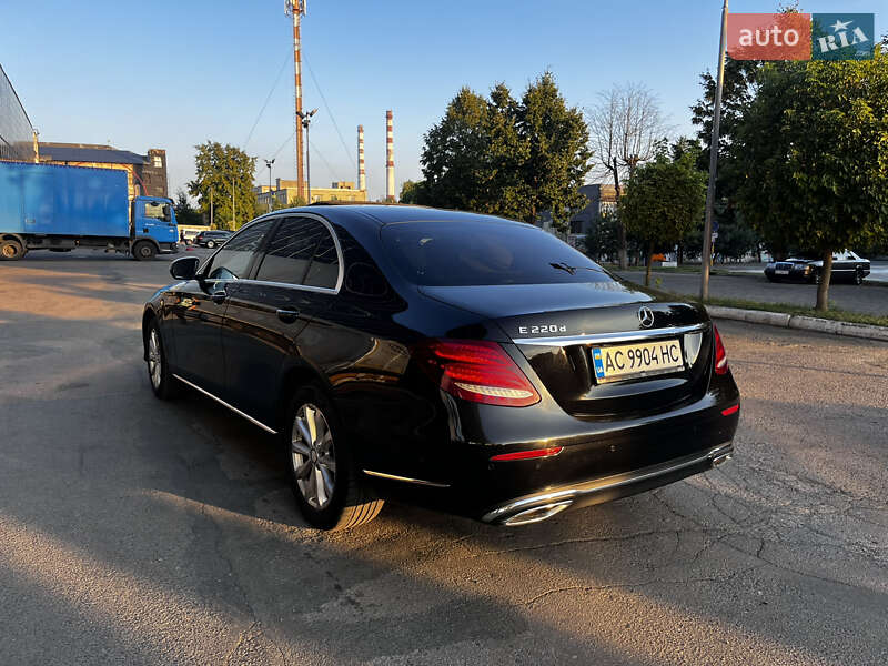 Седан Mercedes-Benz E-Class 2016 в Луцьку