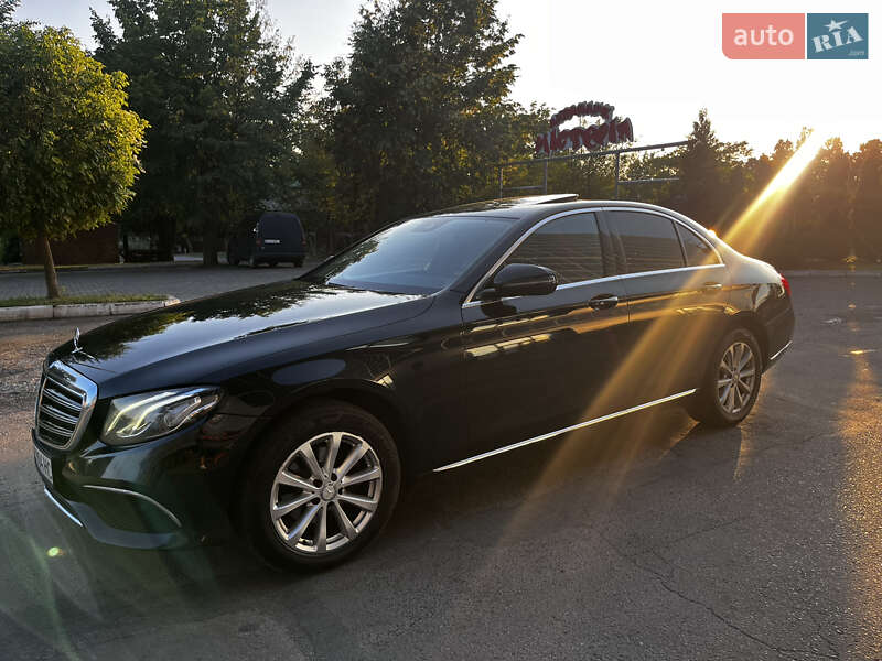 Седан Mercedes-Benz E-Class 2016 в Луцьку