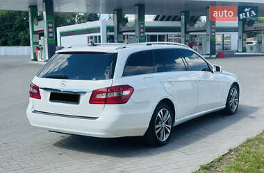 Универсал Mercedes-Benz E-Class 2012 в 