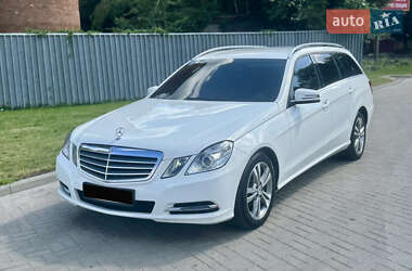 Универсал Mercedes-Benz E-Class 2012 в 