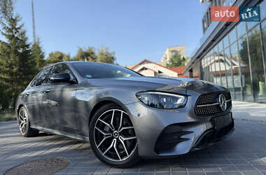 Седан Mercedes-Benz E-Class 2023 в 