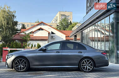 Седан Mercedes-Benz E-Class 2023 в 