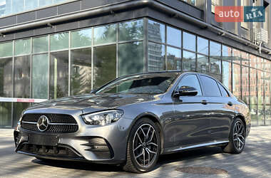 Седан Mercedes-Benz E-Class 2023 в 