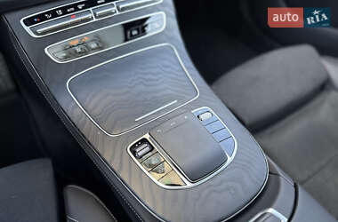 Седан Mercedes-Benz E-Class 2023 в 