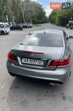 Купе Mercedes-Benz E-Class 2013 в 