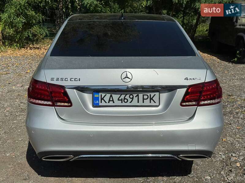 Седан Mercedes-Benz E-Class 2014 в Киеве