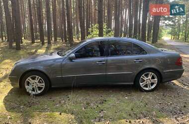 Седан Mercedes-Benz E-Class 2007 в 