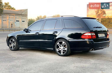 Универсал Mercedes-Benz E-Class 2005 в 