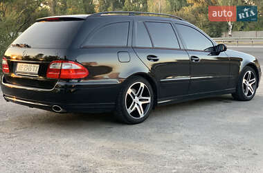 Универсал Mercedes-Benz E-Class 2005 в 