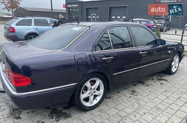 Седан Mercedes-Benz E-Class 1998 в 