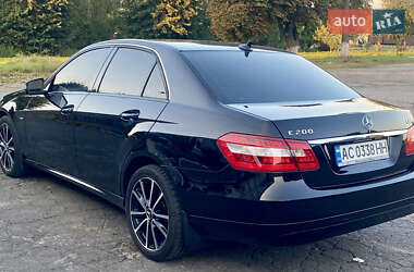 Седан Mercedes-Benz E-Class 2010 в 