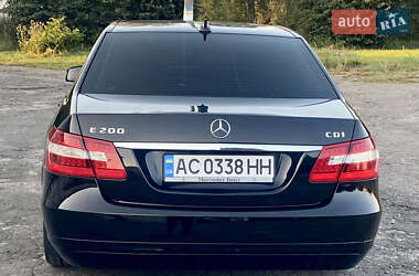 Седан Mercedes-Benz E-Class 2010 в 