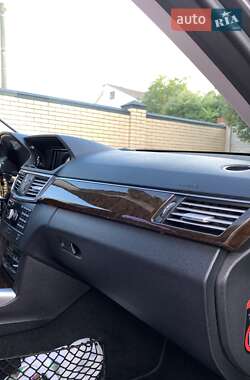 Седан Mercedes-Benz E-Class 2012 в 