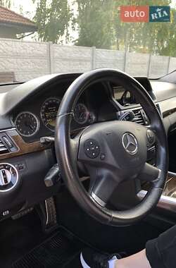 Седан Mercedes-Benz E-Class 2012 в 