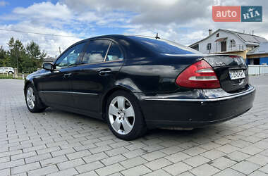 Седан Mercedes-Benz E-Class 2003 в 